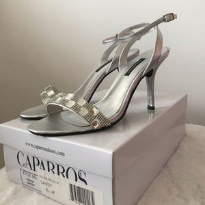 Women silver low heel size 8 1/2